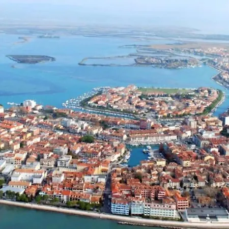 Comfy Flat With Balcony At 30metres From The Apartment Grado
